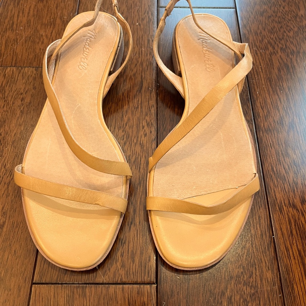 NWOT Madewell tan sandals size 8